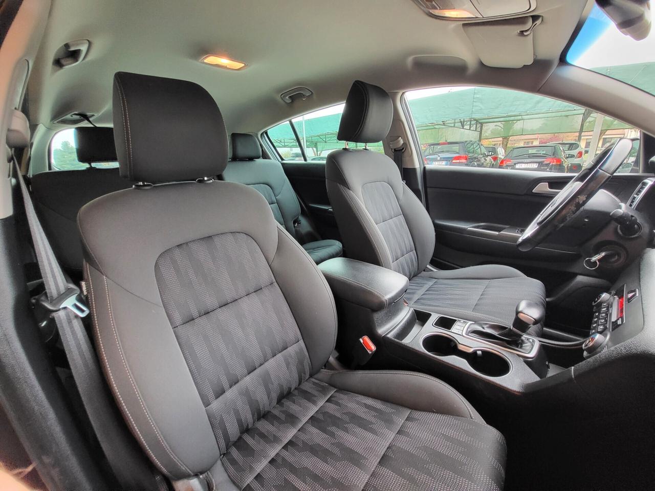 Kia Sportage 1.7 CRDI 141 CV DCT7 2WD Business Class