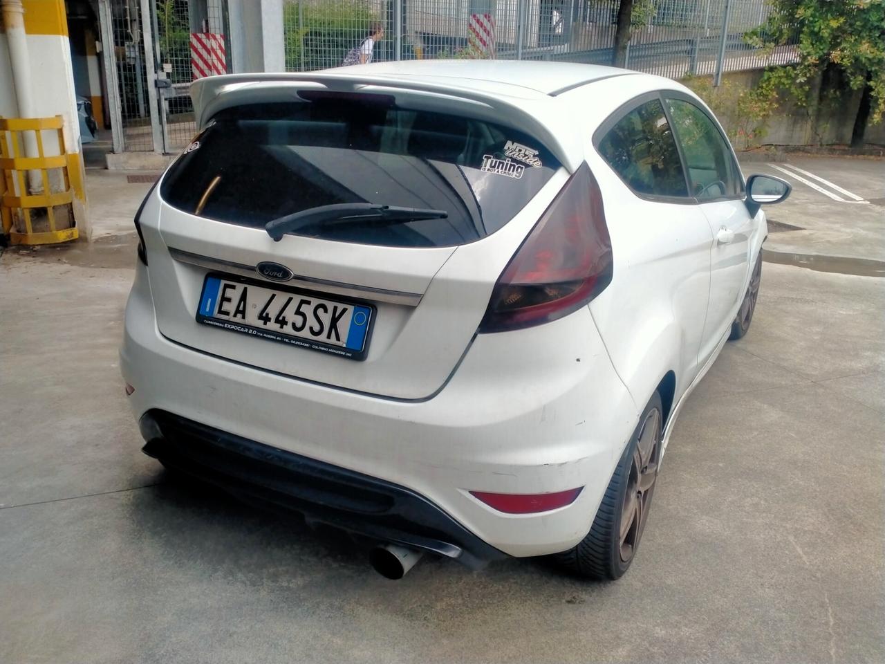 Ford Fiesta Fiesta+ 1.4 TDCi 68CV 3 porte