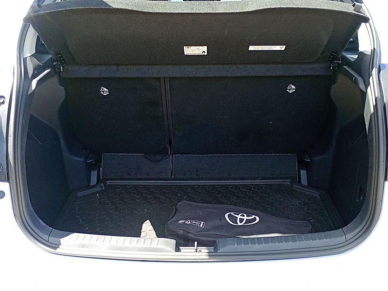 Toyota Yaris 1.0 VVT-i Active
