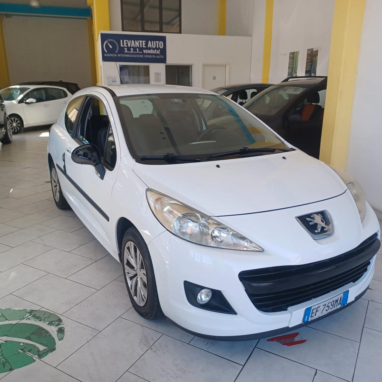 170188KM PEUGEOT 207 1.4 HDI NEOPATENTATI PERFETTA