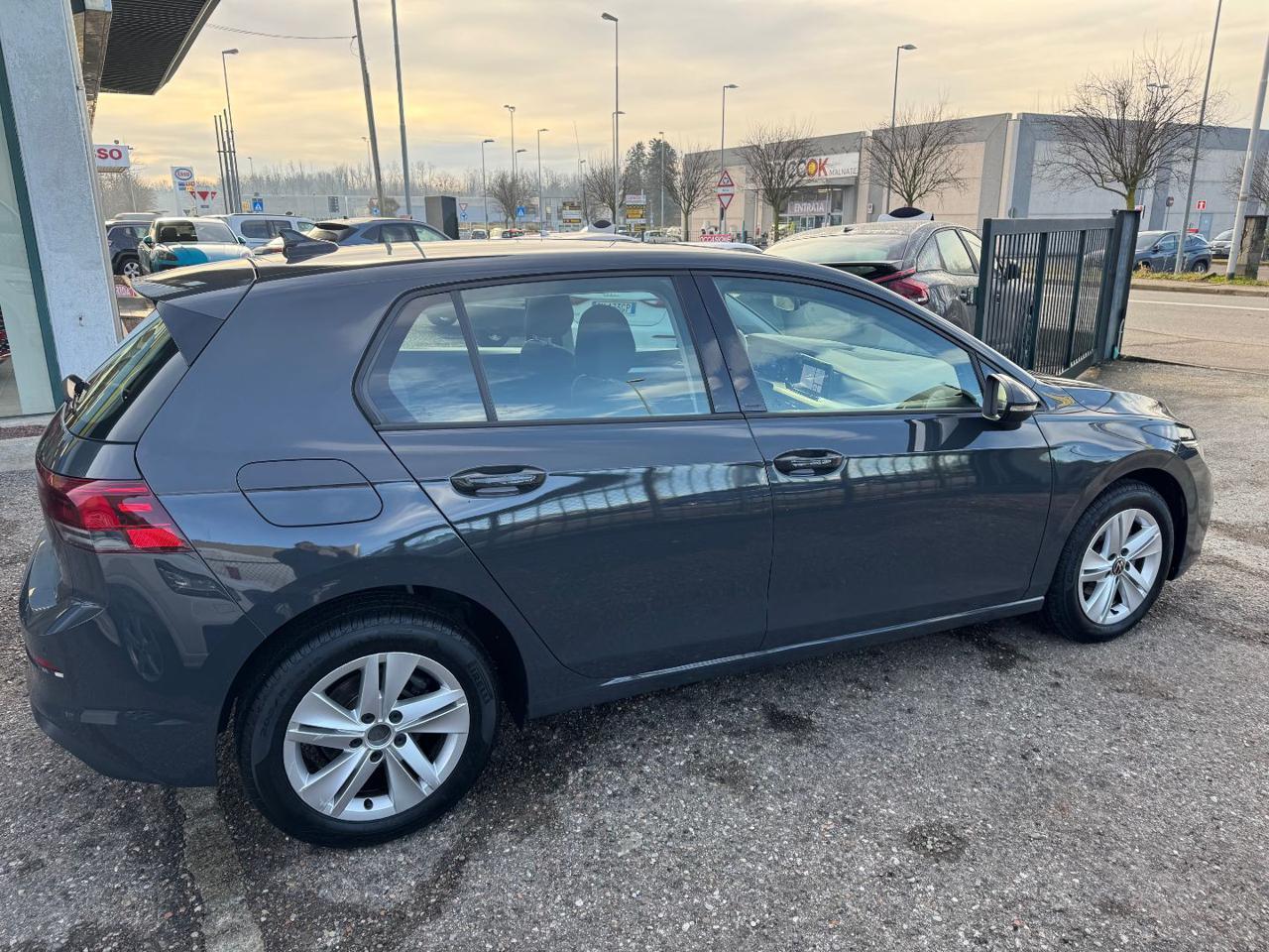 Volkswagen Golf 2.0 tdi Life 115cv dsg