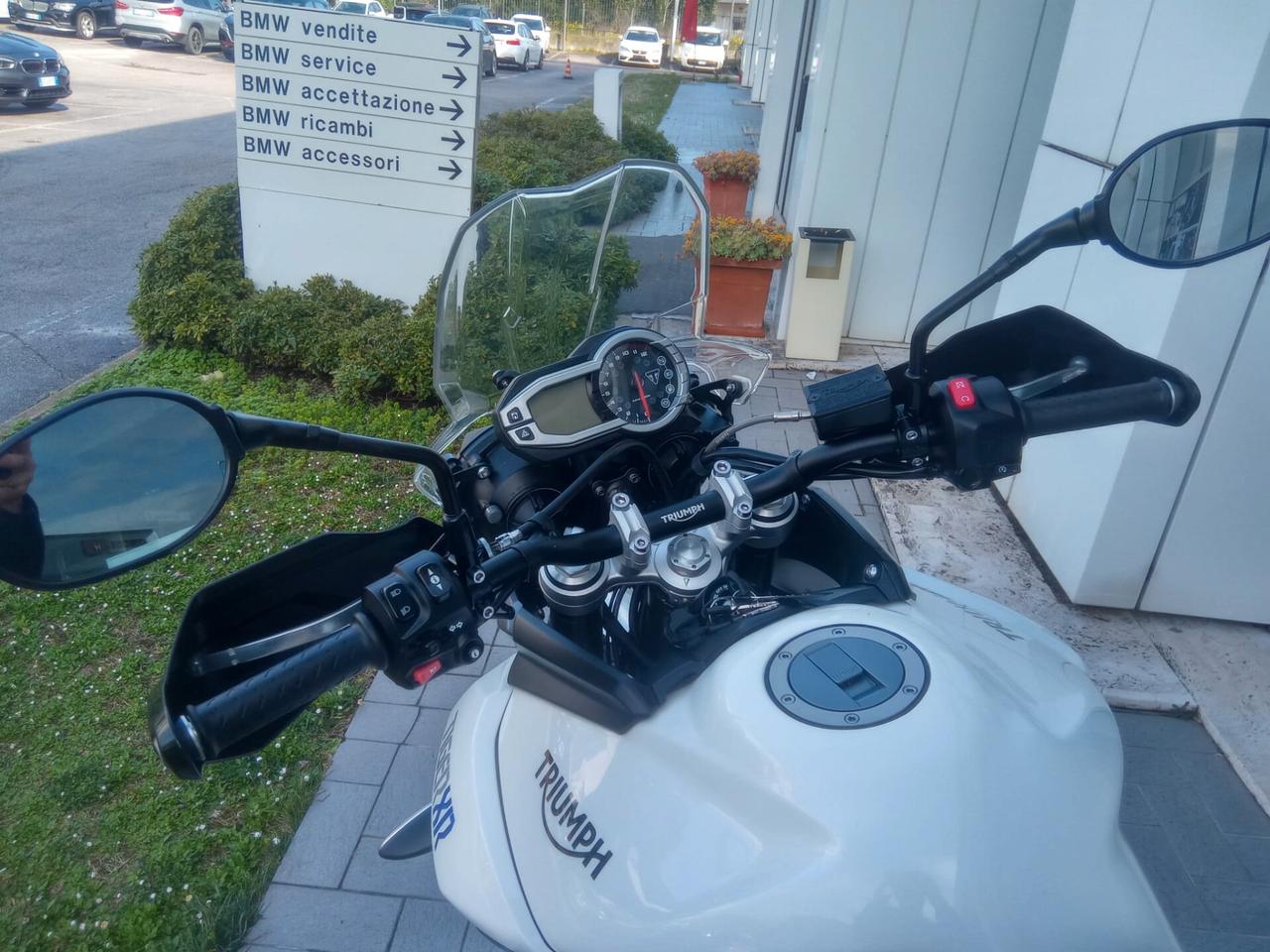 Triumph Tiger 800 XR