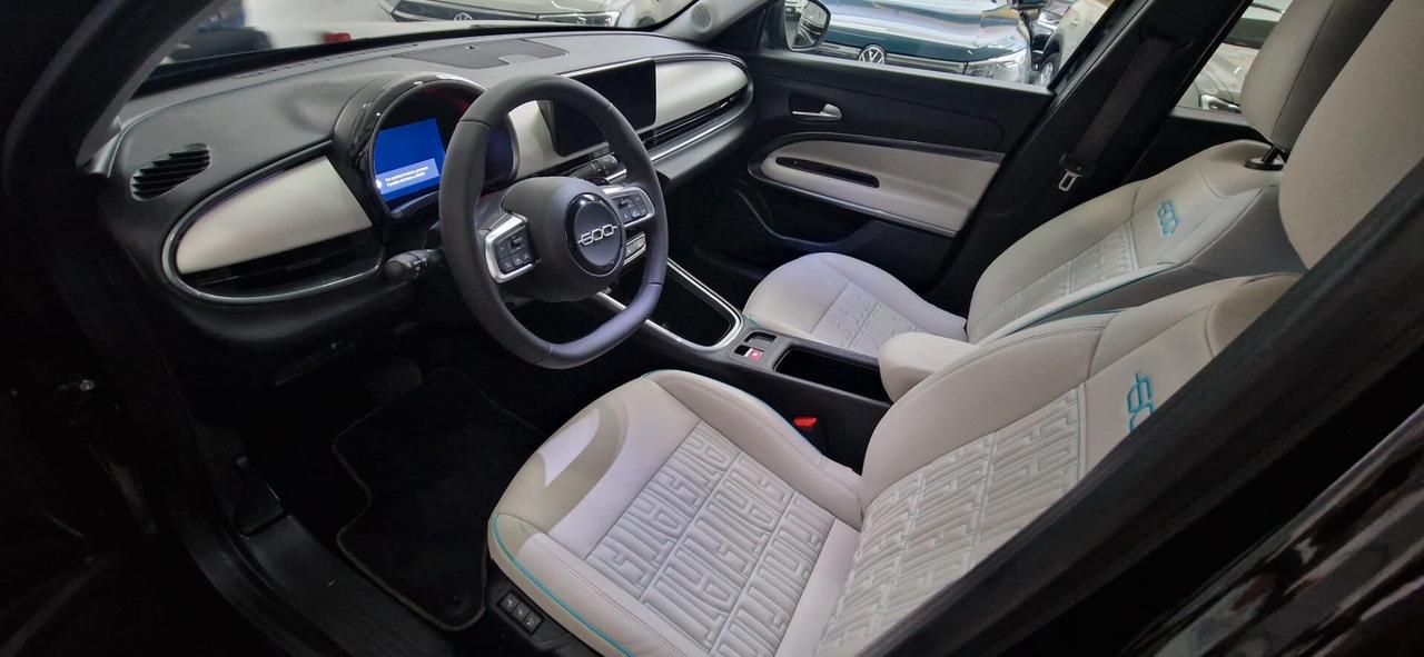 Fiat 600 Hybrid 145 CV DCT MHEV La Prima