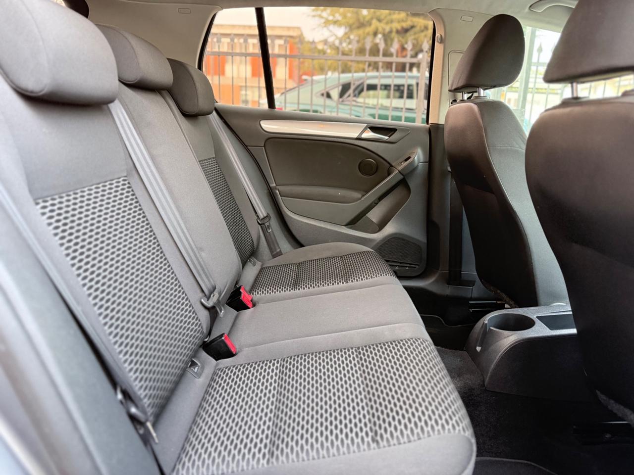 Volkswagen Golf 1.6 TDI DPF 5p. Highline