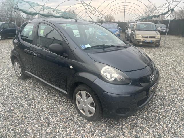 Toyota Aygo 1.0 12V VVT-i 5 porte