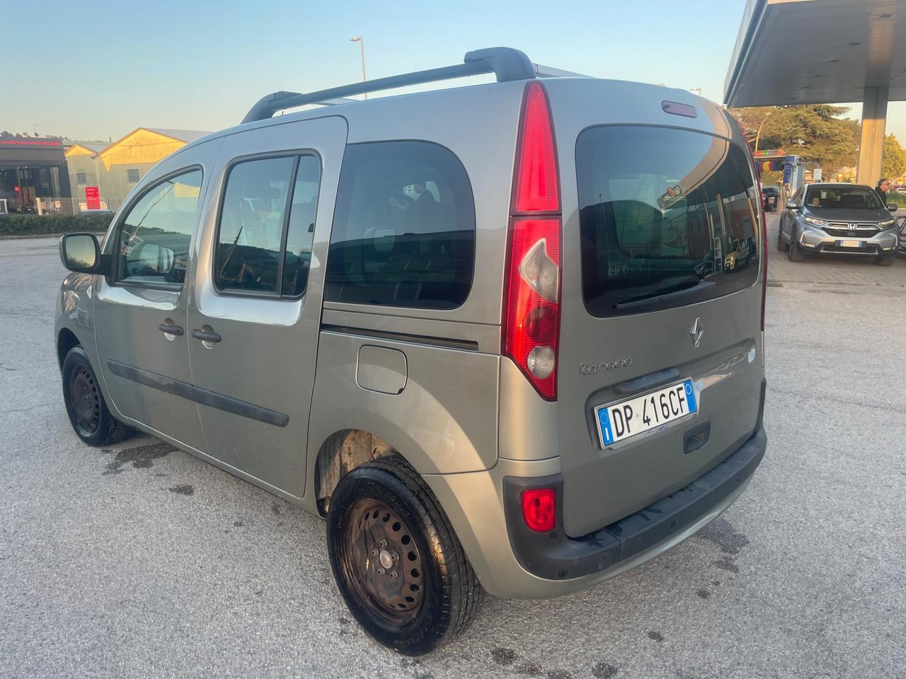 RENAULT KANGOO 1.5 DISEL 2008 NEOPATENTATI .