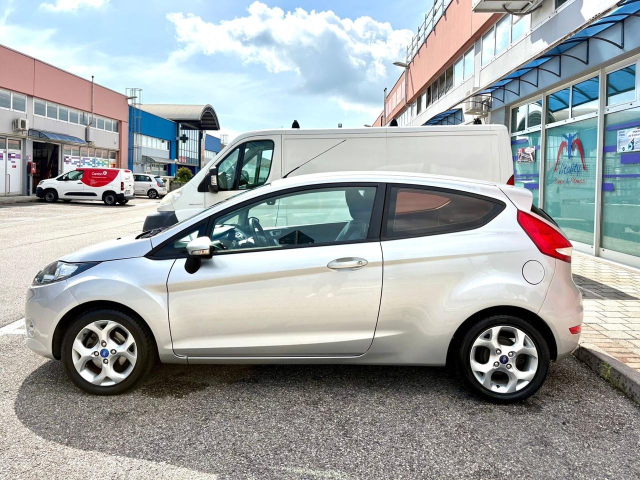 Ford Fiesta 1.2 Neopatentati