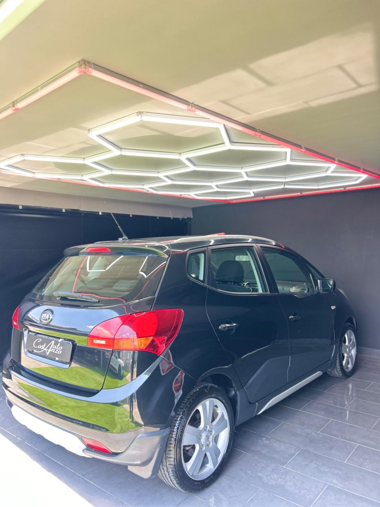 Kia Venga 1.4 CRDi 90 cv CrossOver High Tech 2015
