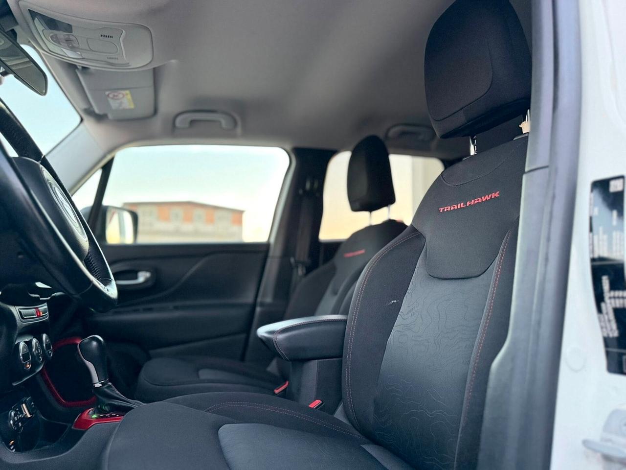 Jeep Renegade 2.0 mjt Trailhawk 4wd Aut 170cv