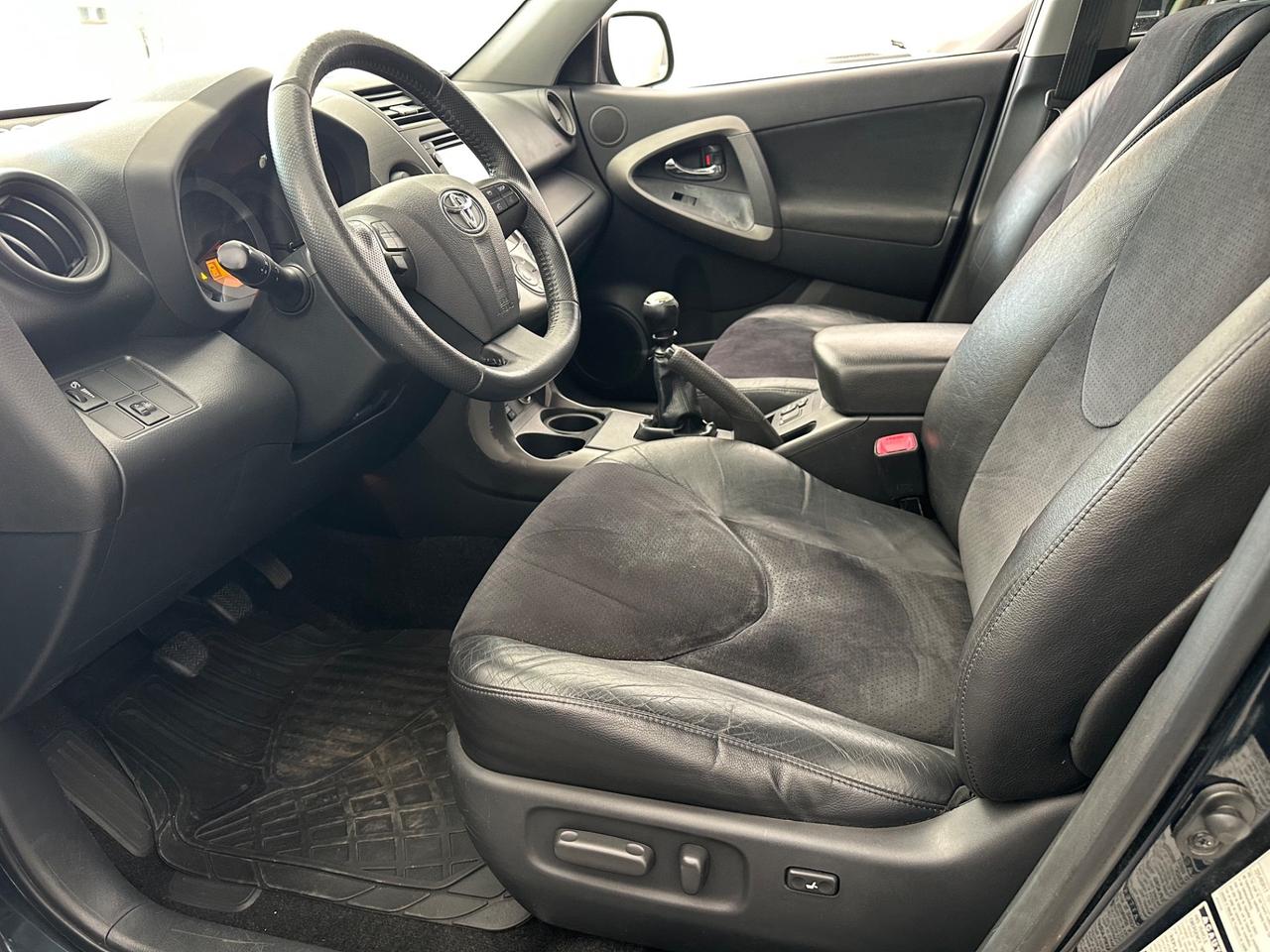 Toyota RAV 4 RAV4 Crossport 2.2 D-4D 150 CV Lounge