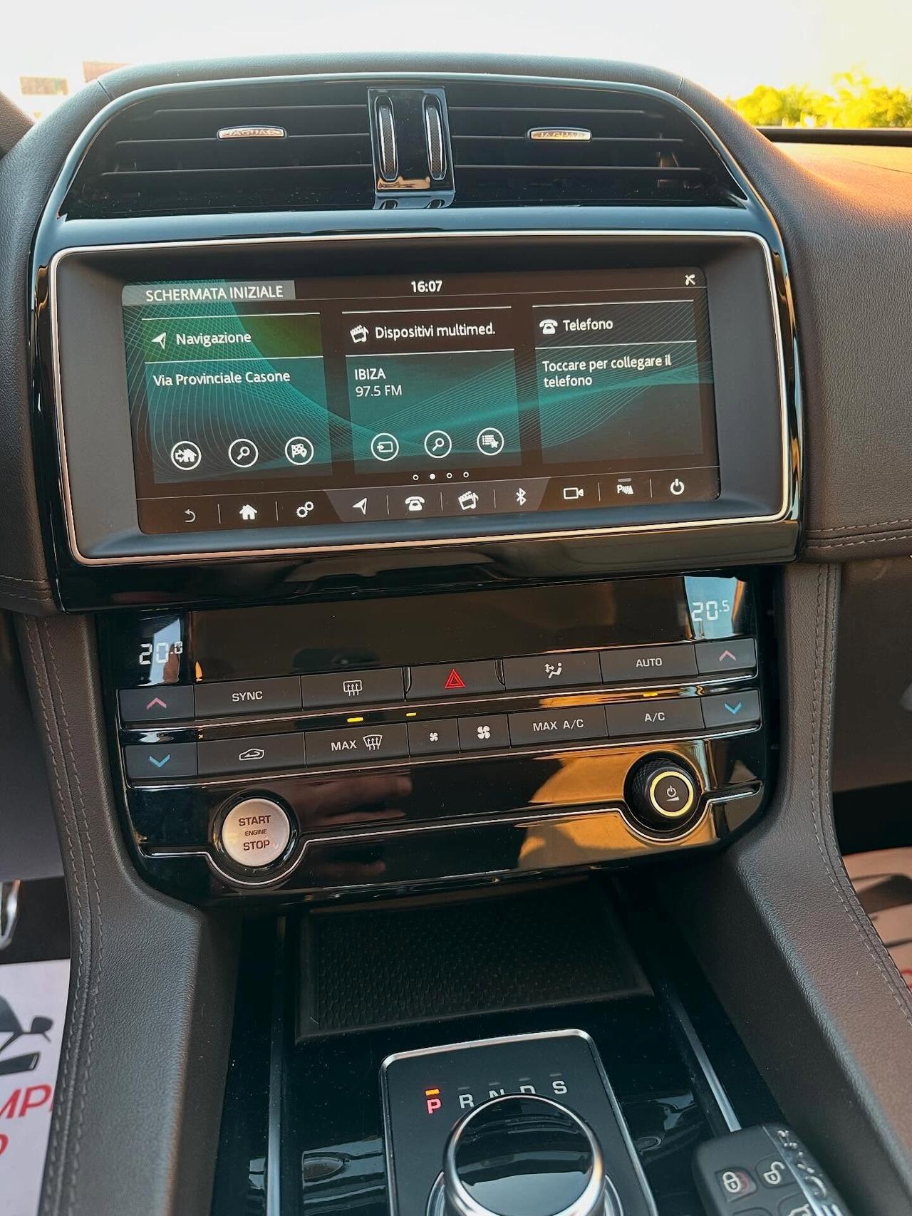 Jaguar F-Pace 2.0 D 180 CV AWD aut. Portfolio