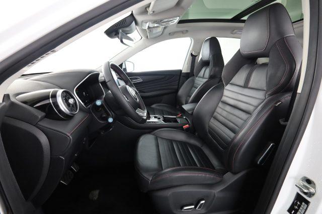 MG EHS Plug-in Hybrid Luxury