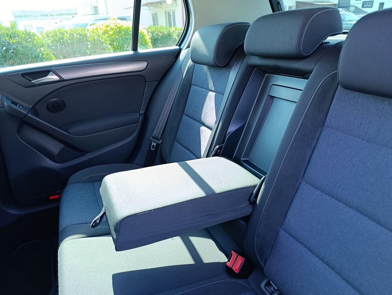 Volkswagen Golf 2.0 tdi Style 140cvGARANZIA 12 MESI