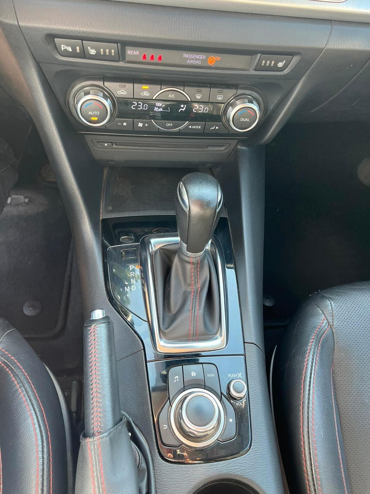 Mazda 3 Mazda3 2.2 Skyactiv-D Evolve