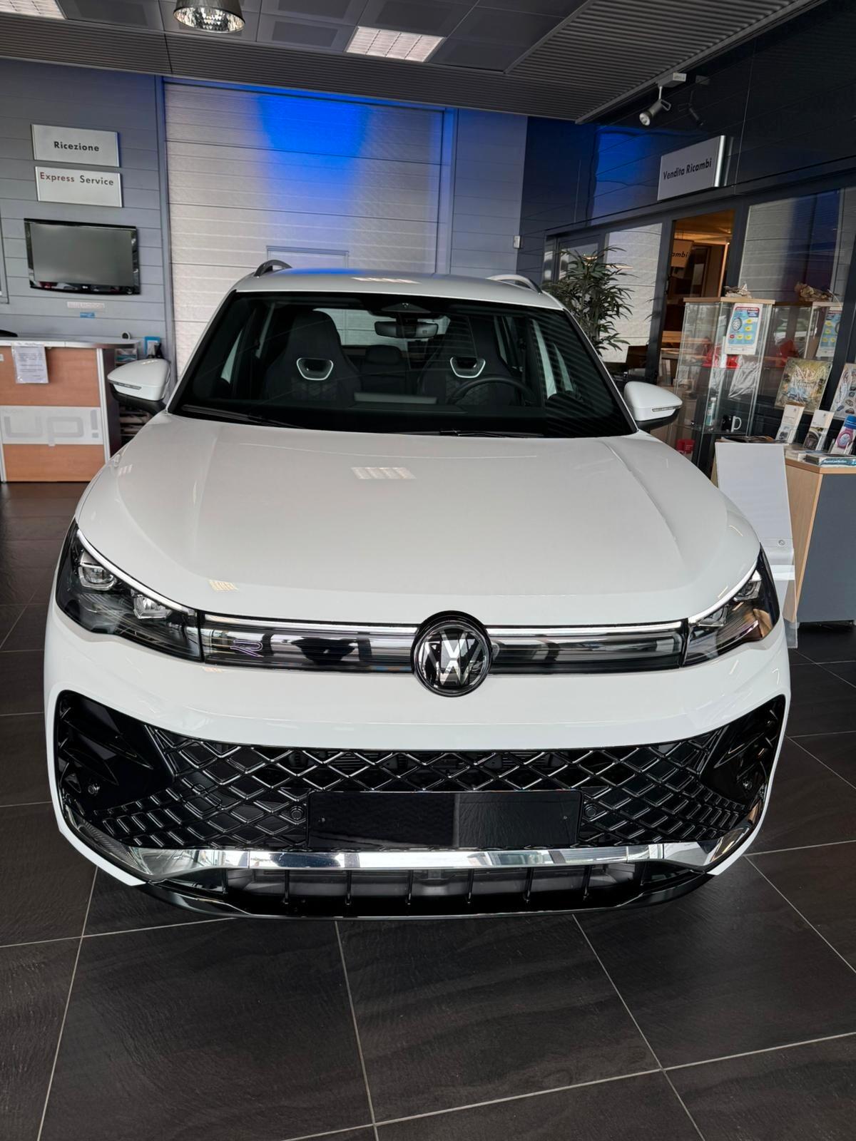 Volkswagen Tiguan 1.5 eTSI 150 CV ACT DSG R-Line