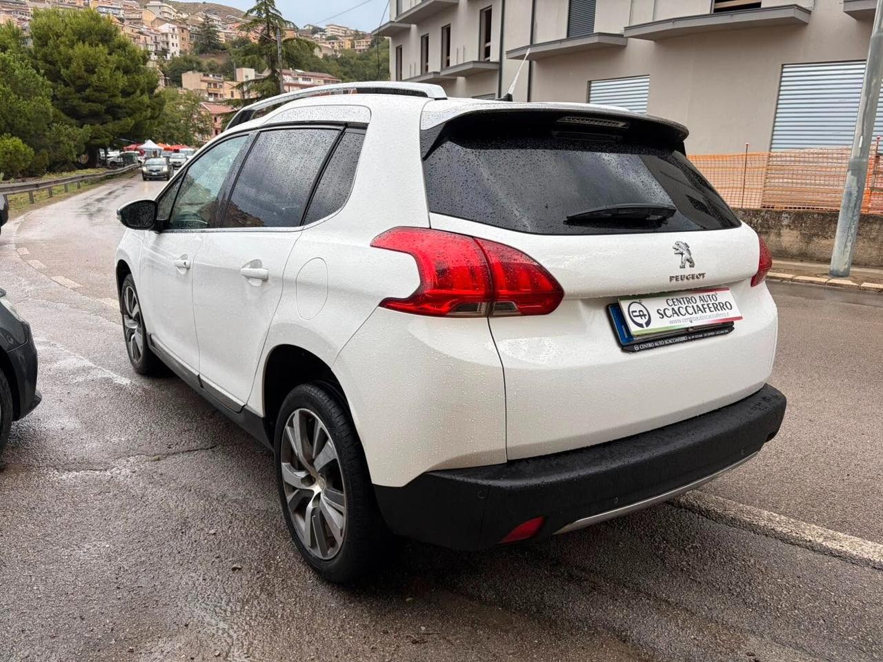 Peugeot 2008 1.6 e-HDi 92 CV Stop&Start Allure