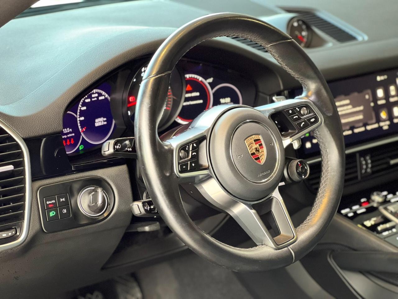 Porsche Cayenne Coupé 3.0 340cv V6 Platinum Edition IVA ESPOSTA