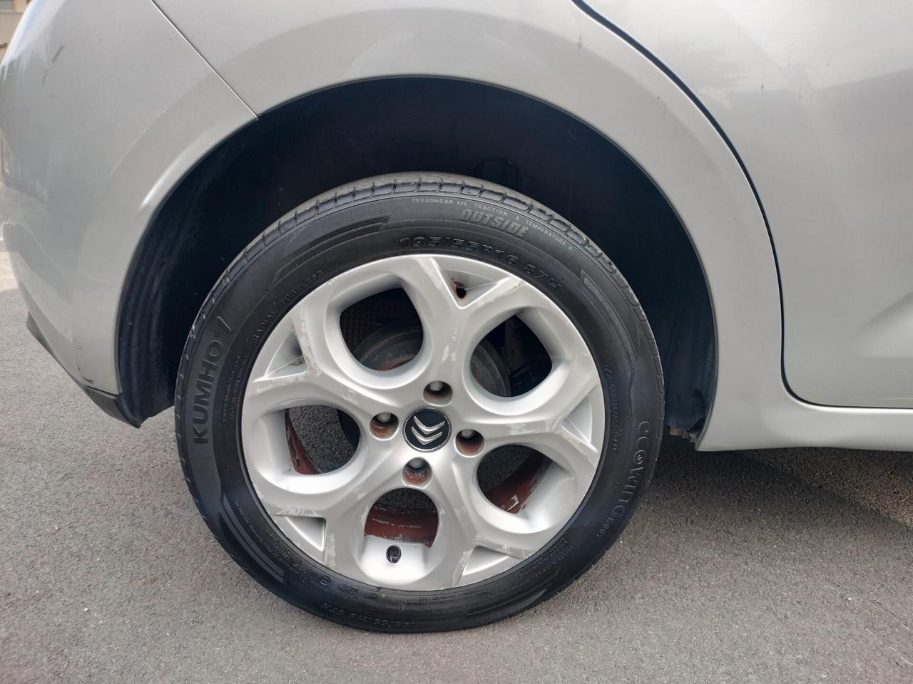 Citroen C3 1.1 Exclusive 128.000km tetto panoramico