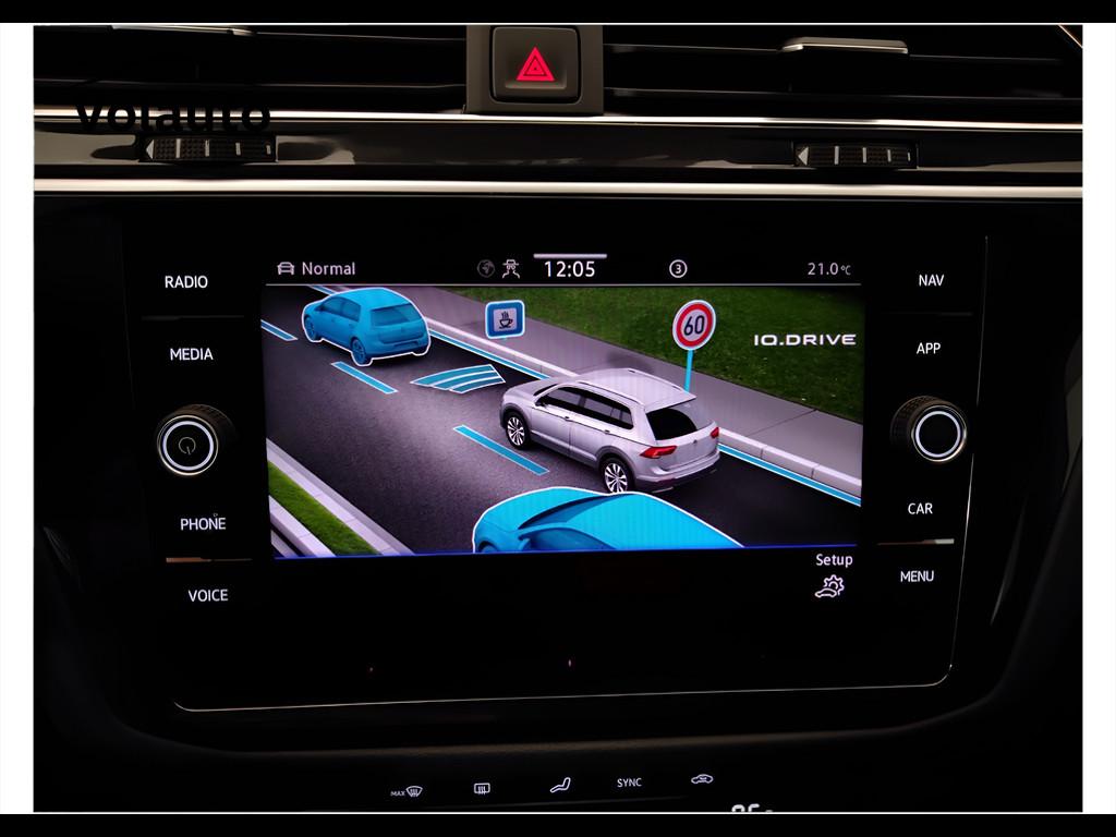 VOLKSWAGEN Tiguan II 2021 - Tiguan 2.0 tdi R-Line 4motion 150cv dsg