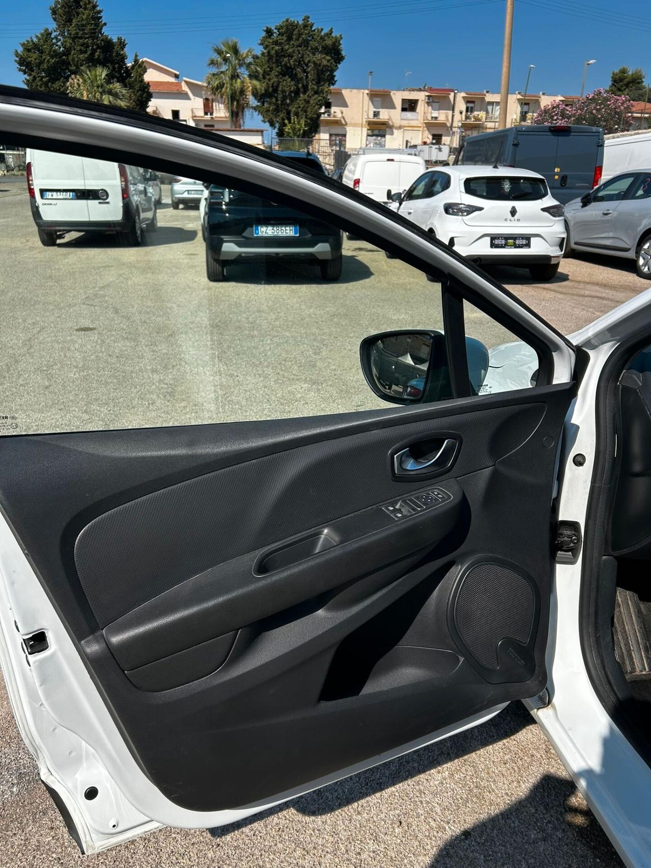 Renault Clio dCi 8V 75CV Start&Stop 5 porte Energy Life