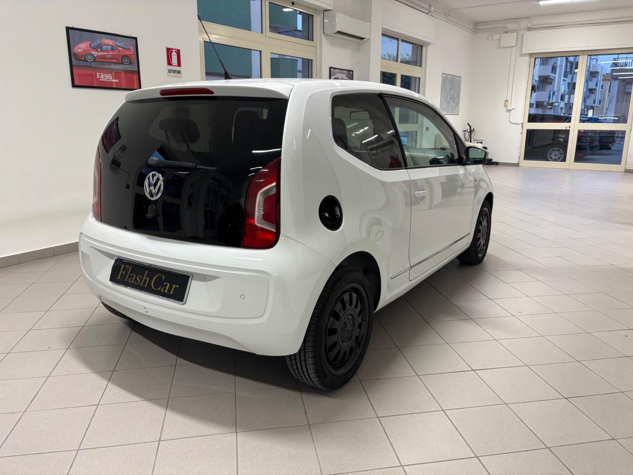 Volkswagen up! 1.0 3p. move ASG