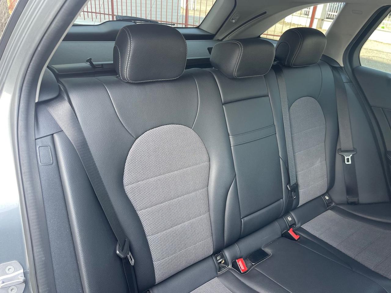 Mercedes-Benz C 200 C-Class C 200 D Sport