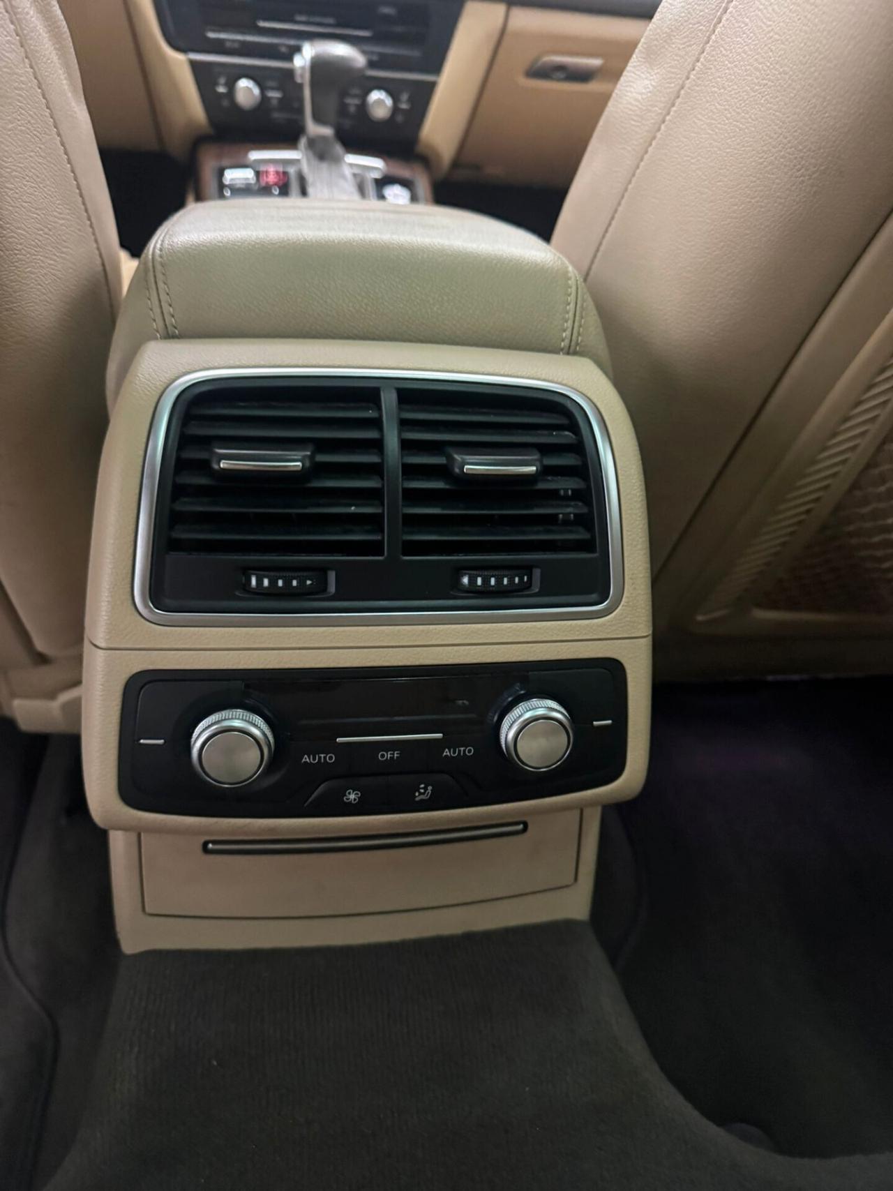 Audi A6 Avant 3.0 TDI 313CV quattro tiptronic Business Plus