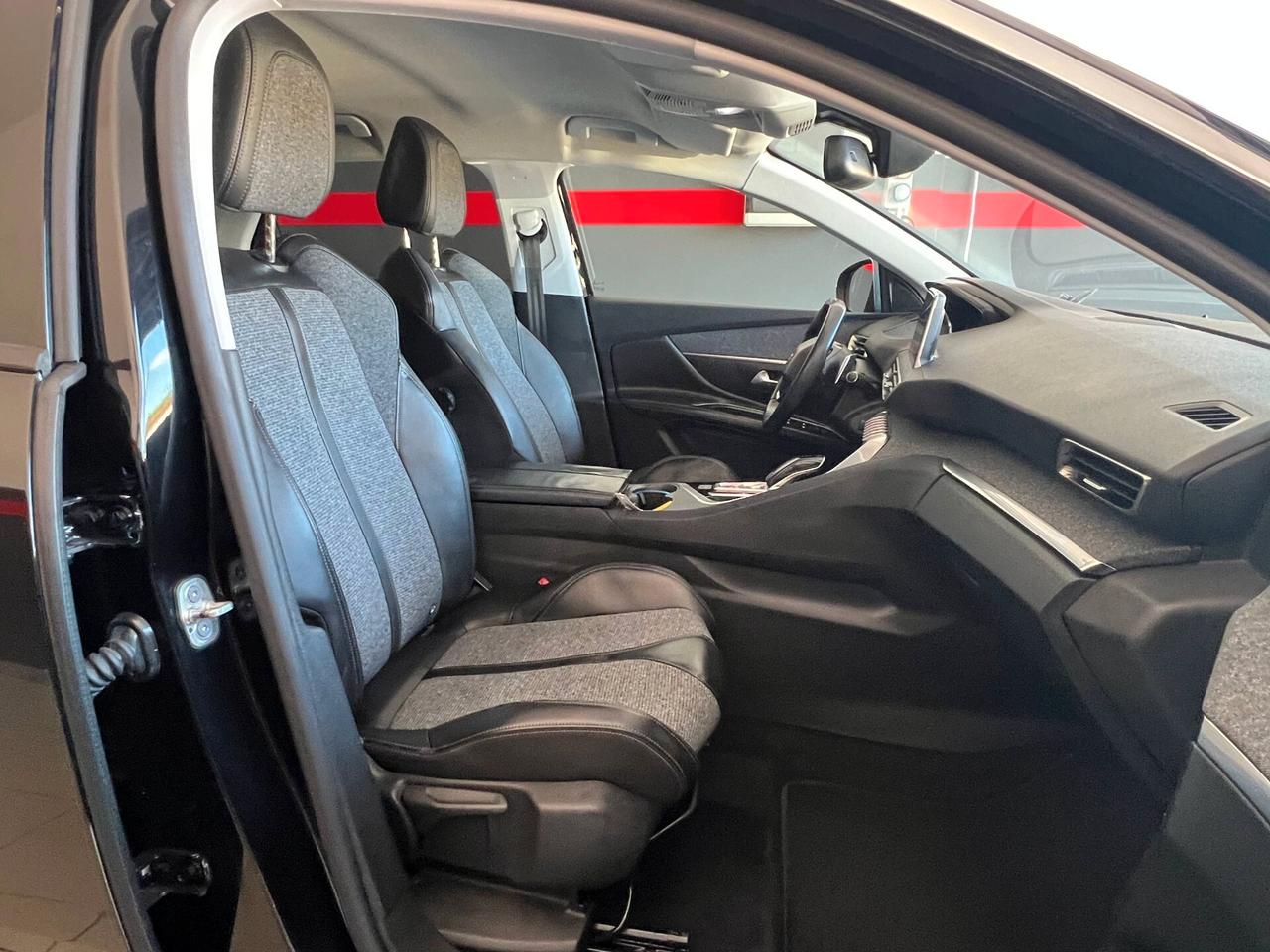 Peugeot 3008 BlueHDi 150 S&S Business