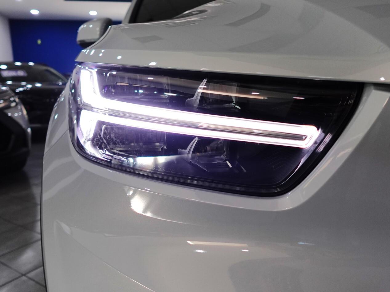 Volvo XC40 1.5 BZ T5 262 CV PHEV INSCRIPTION EXPRESSION