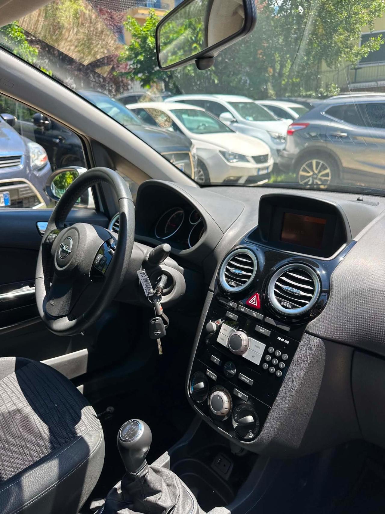 Opel CORSA 1.3d 5P SPORT NEOPAT KMCERT GARANZ