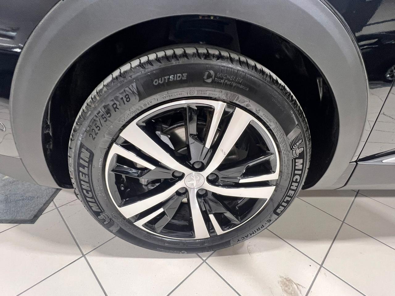 Peugeot 3008 PURE TECH TURBO 130 S&S GT