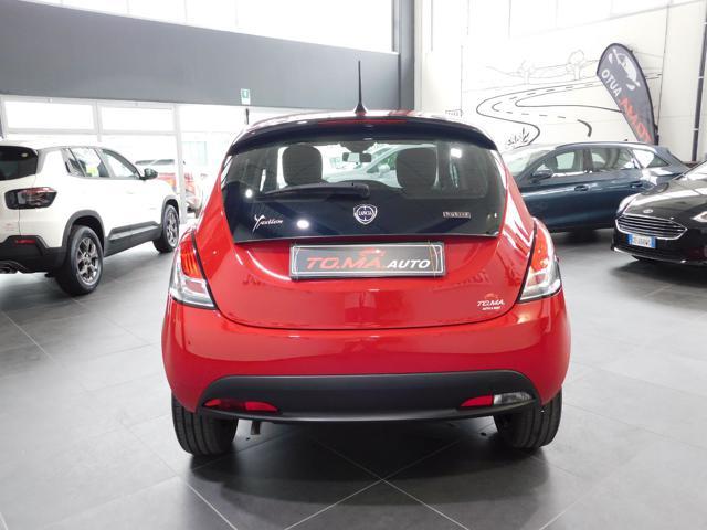 LANCIA Ypsilon 1.0 FireFly 5 porte S&S Hybrid ADATTA A NEO PAT.