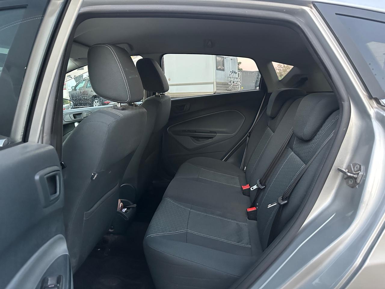 Ford Fiesta 1.4 5 porte Bz.- GPL Titanium