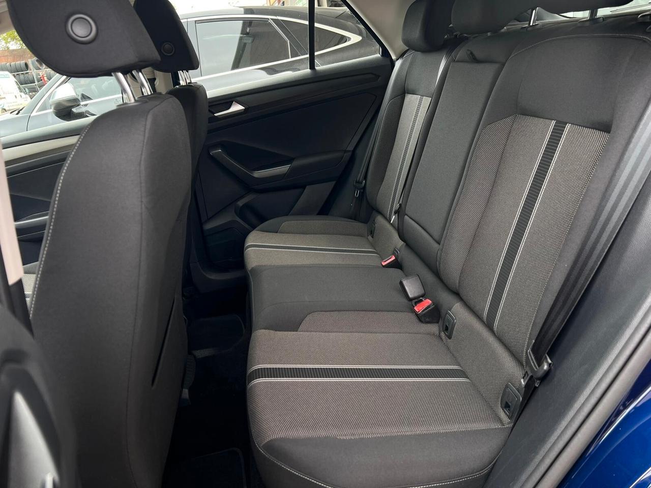 Volkswagen T-Roc 2.0 TDI SCR 150 CV DSG Business BlueMotion Technology