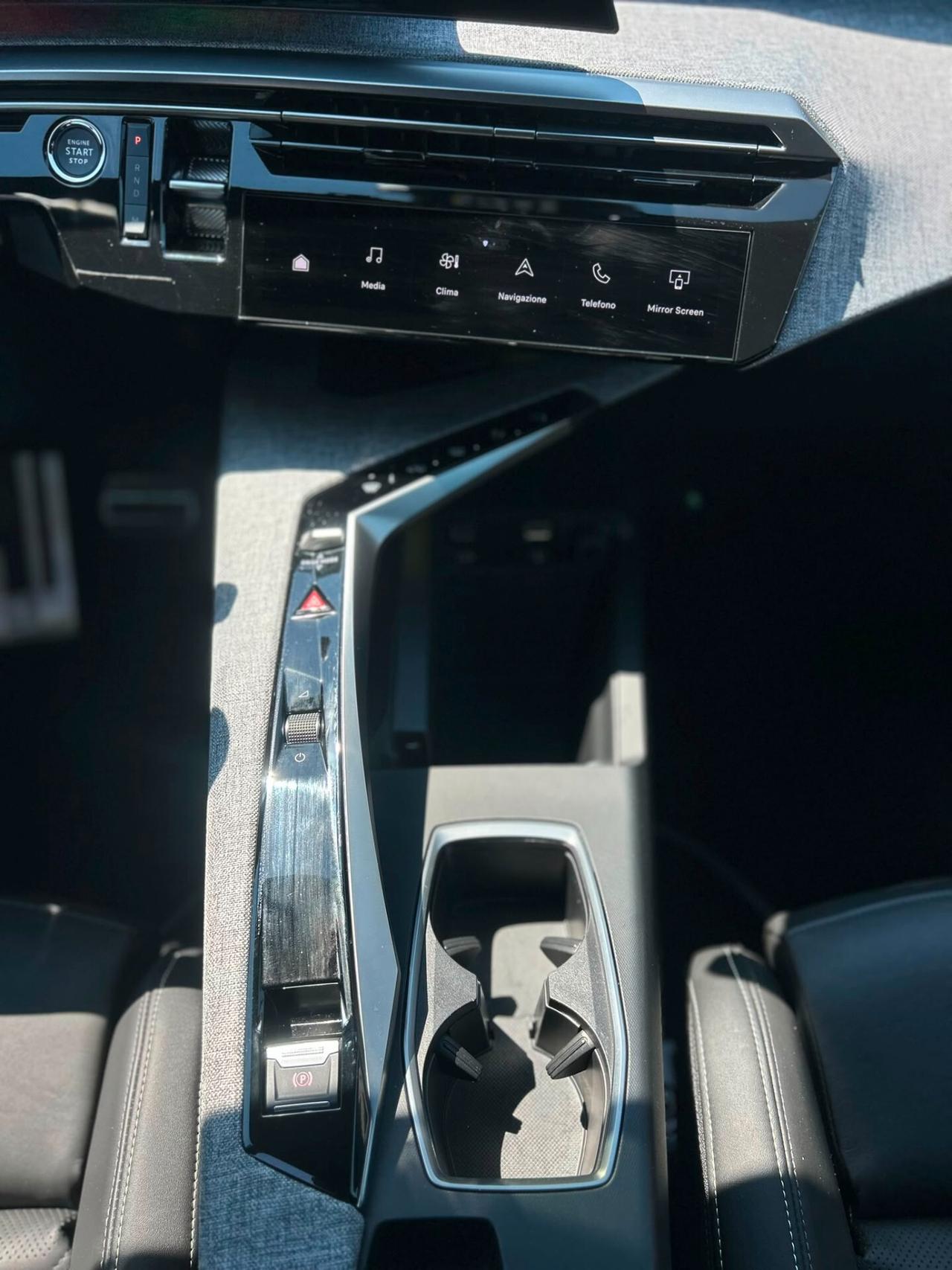 Peugeot 3008 Hybrid 136 e-DCS6 GT