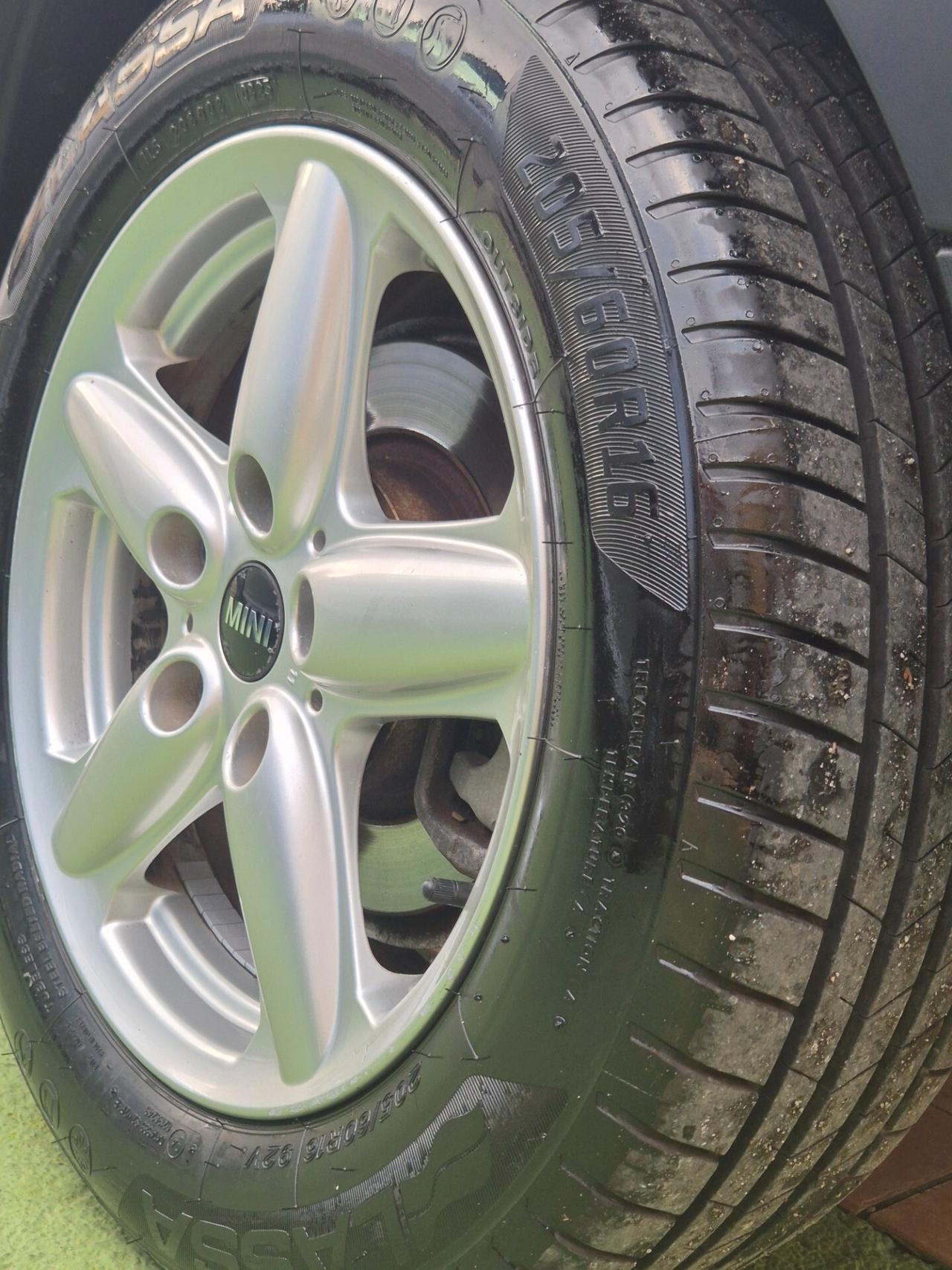 Mini Cooper Countryman 1.6 D 110cv