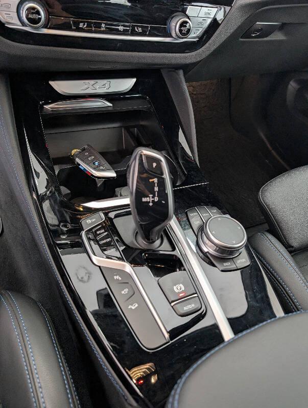 BMW X4 Xdrive20d mhev 48V Msport X auto