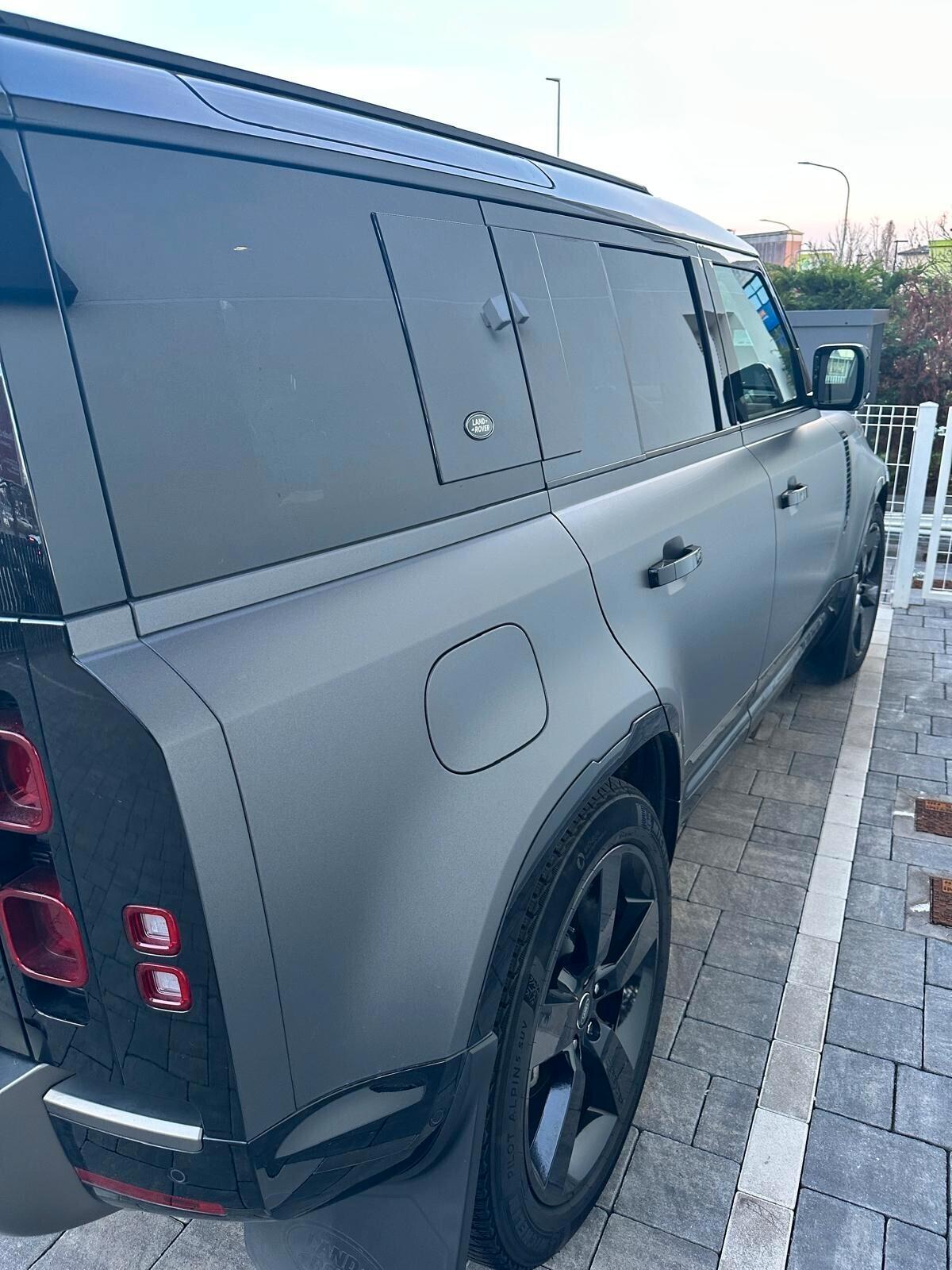 Land Rover Defender 130 3.0D I6 300 CV AWD DYNAMIC, TETTO