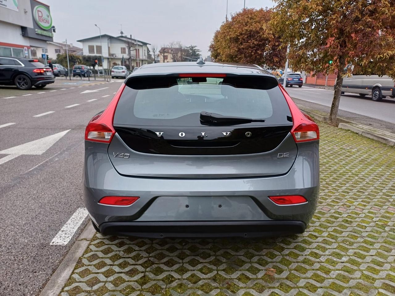 Volvo V40 D2 Geartronic Business