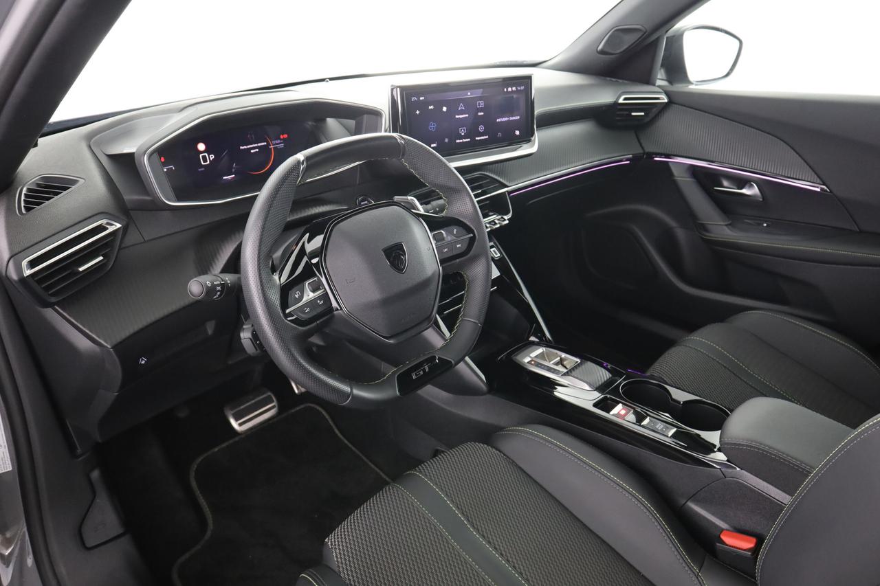 PEUGEOT 2008 2ª serie 2008 Hybrid 136 e-DCS6 GT
