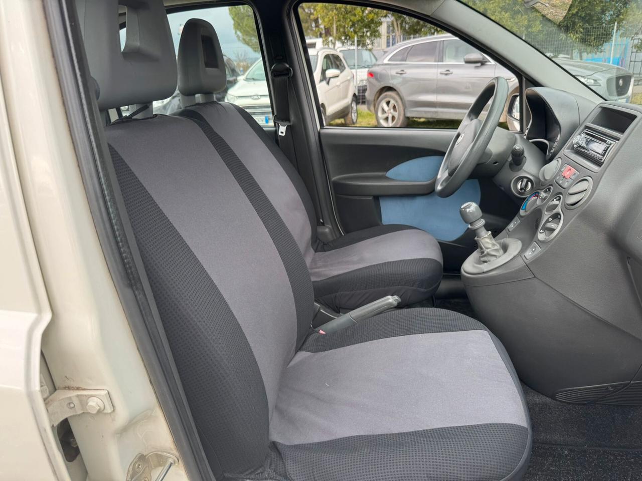 Fiat Panda 1.2 Dynamic SOLAMENTE 84.000 KM