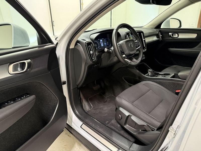 Volvo XC40 Recharge T4 Plug-in Hybrid auto Recharge Inscription Expression