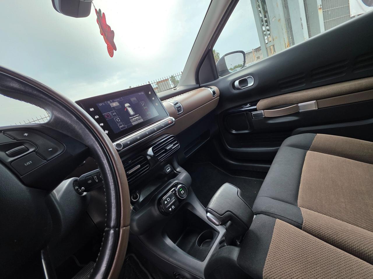 Citroen C4 Cactus BlueHDi 100 S&S ETG6 Shine