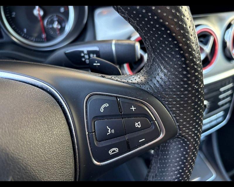 Mercedes-Benz GLA GLA 200 d Automatic Night Edition