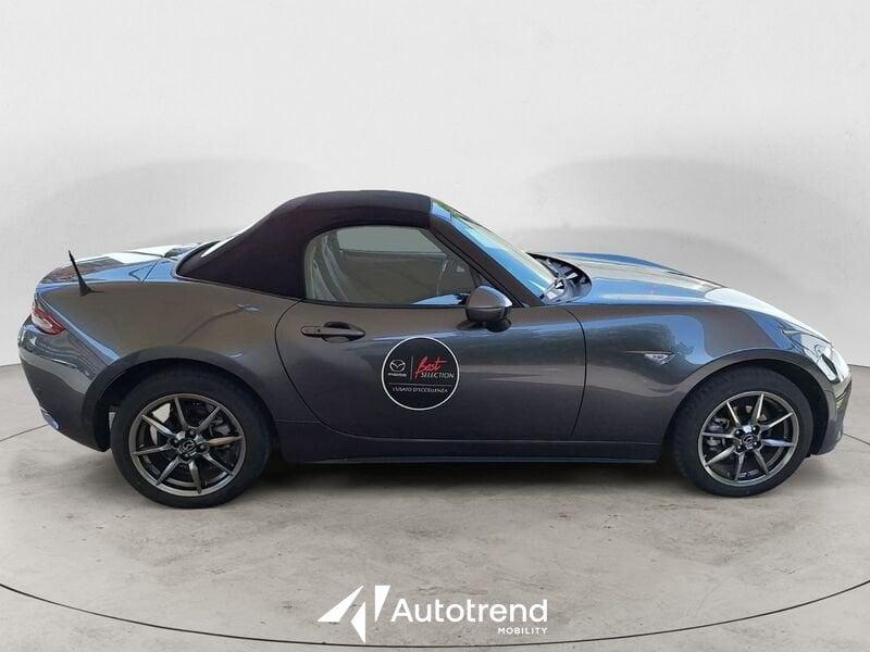 Mazda MX-5 1.5L Skyactiv-G 132 CV Soft Top Roadster Exclusive-Line