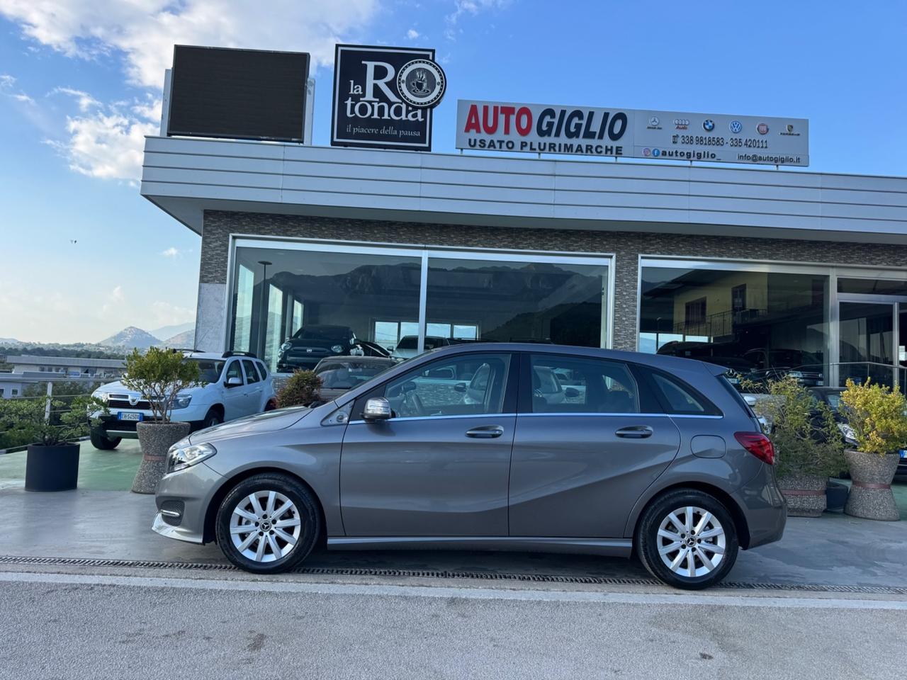 Mercedes-benz B 180 d Sport Retrocamera, Tempomat, Navi