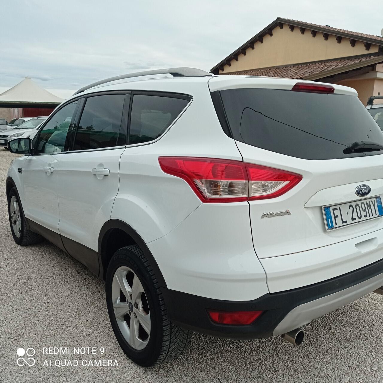Ford Kuga 2.0 TDCI 140 CV 4WD Titanium