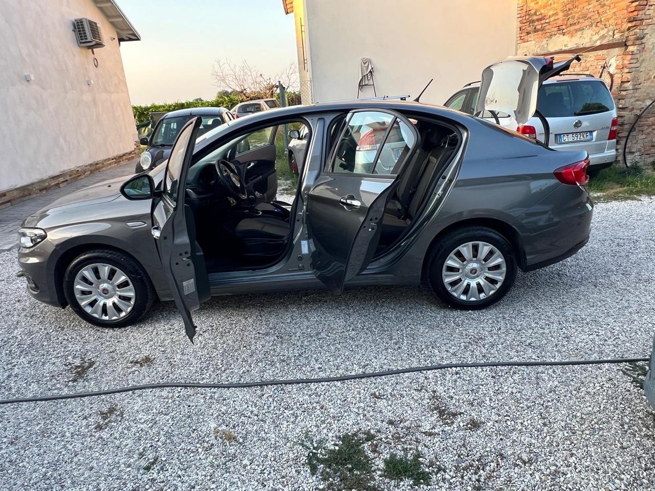 Fiat Tipo 1.4 4 porte Lounge