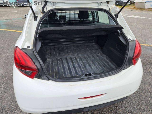 PEUGEOT 208 208 5p 1.6 bluehdi VAN - targa FN946MG