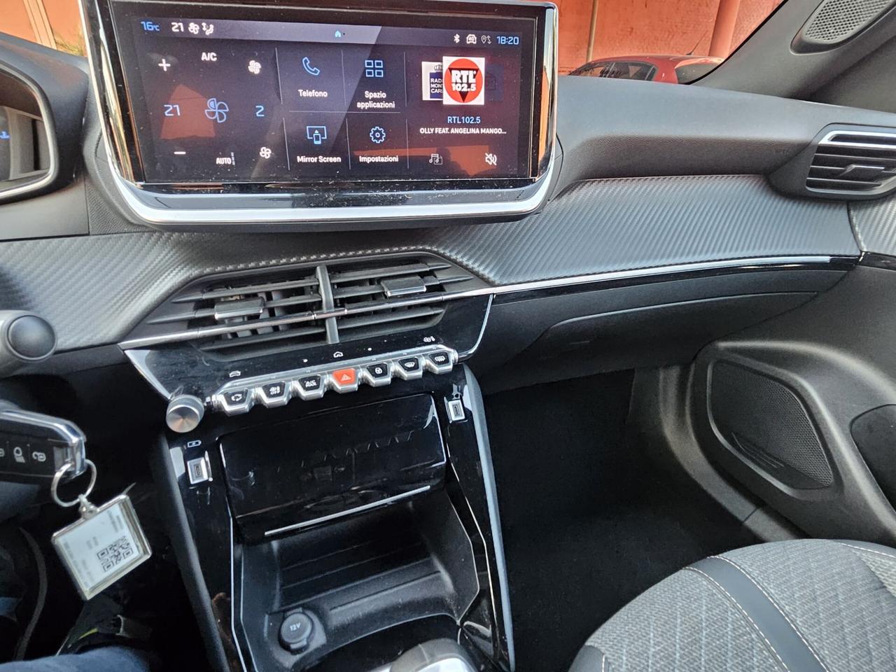Peugeot 2008 PureTech 100 S&S Allure